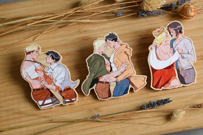 AOT couples - Wooden Pins