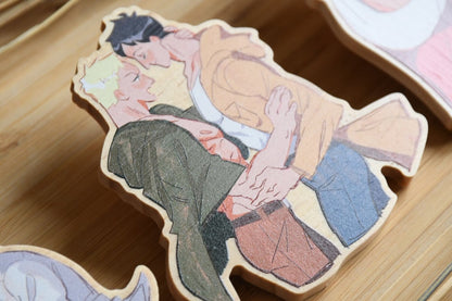 AOT couples - Wooden Pins