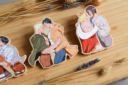 AOT couples - Wooden Pins