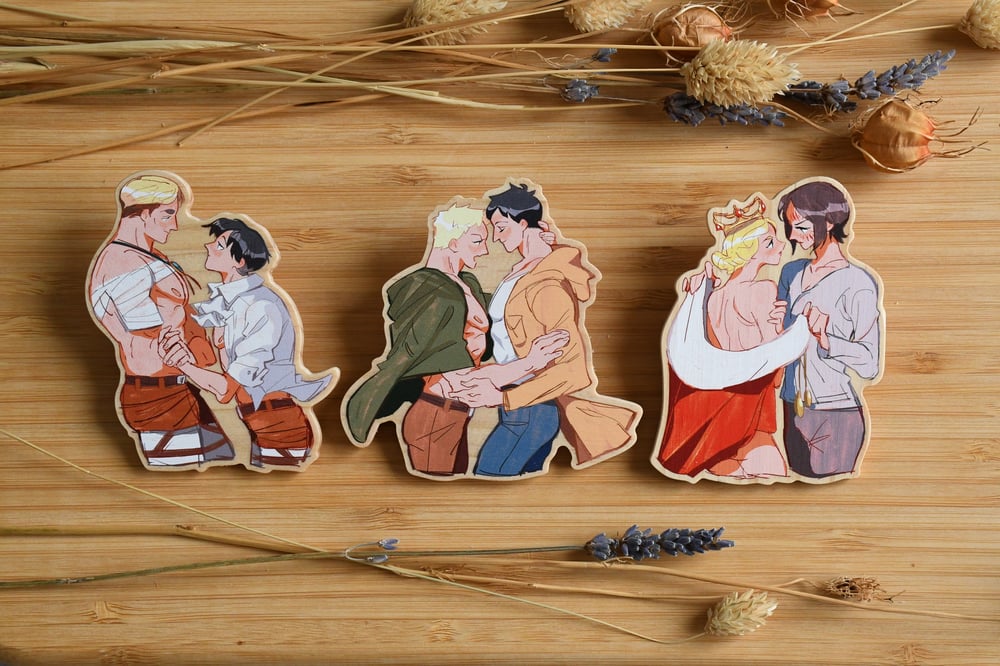 AOT couples - Wooden Pins