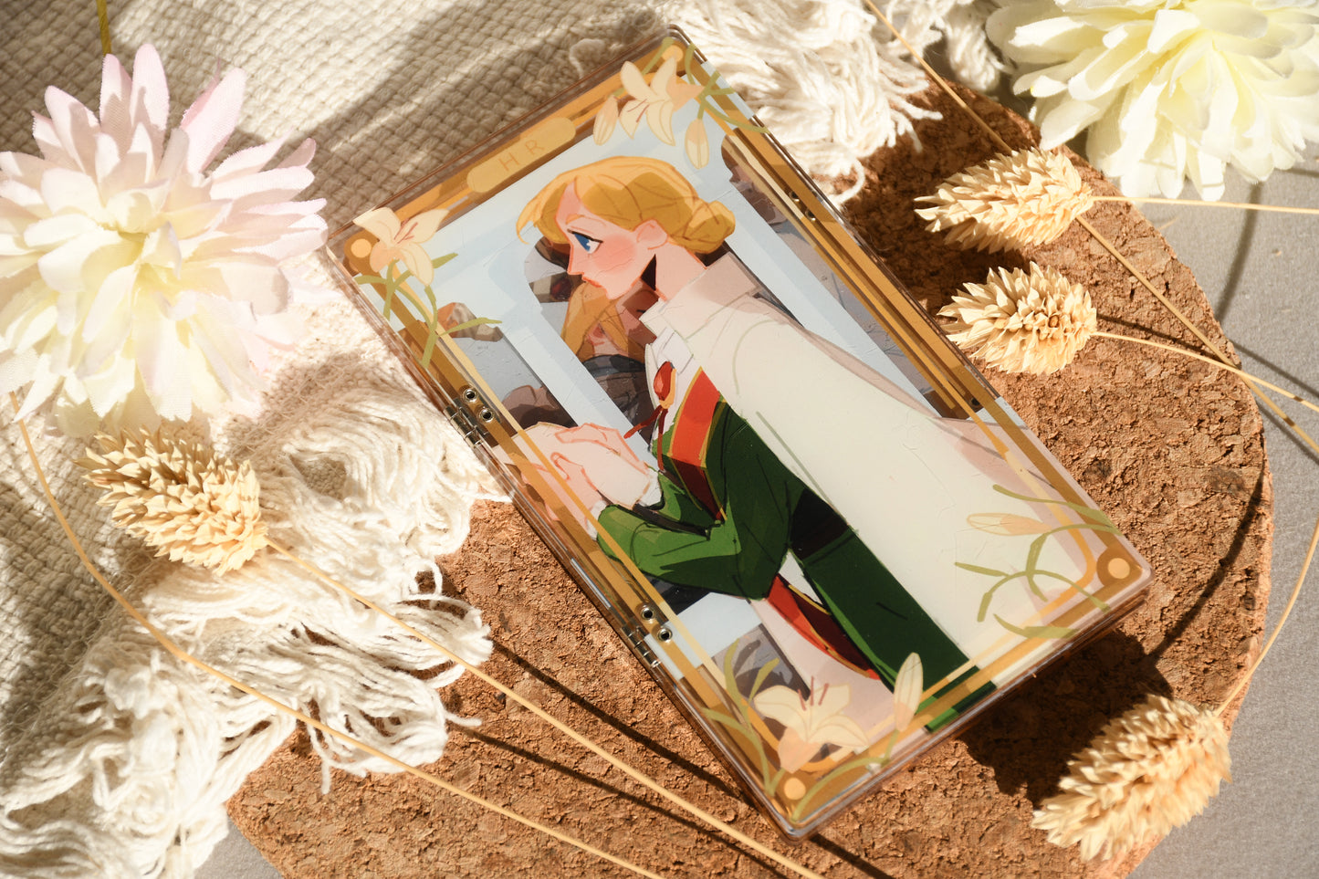 Triptych Yumihisu - Standee