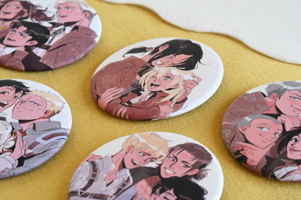 AOT groups - Button badges